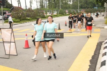 Runner Photo 4261222