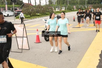 Runner Photo 4261224