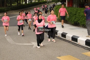Runner Photo 4261336