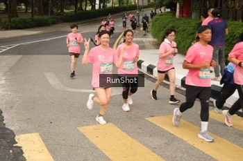 Runner Photo 4261340