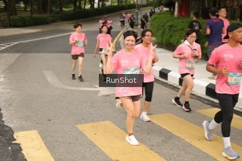 Runner Photo 4261343