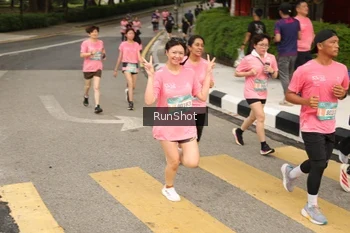 Runner Photo 4261344