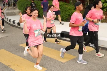 Runner Photo 4261346