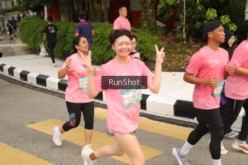 Runner Photo 4261348