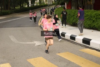 Runner Photo 4261354