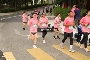 Runner Photo 4261355