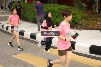 Runner Photo 4261357