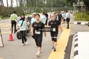 Runner Photo 4261372