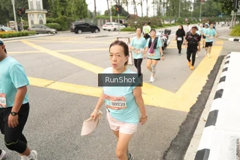 Runner Photo 4261405