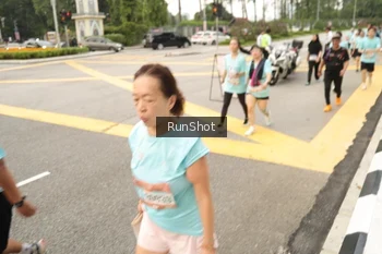 Runner Photo 4261407