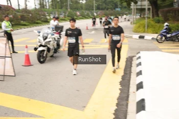 Runner Photo 4261566
