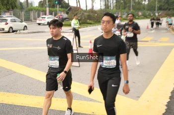 Runner Photo 4261586