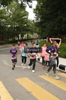 Runner Photo 4261607