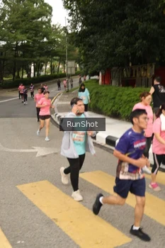 Runner Photo 4261619
