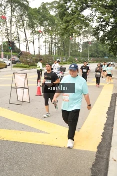 Runner Photo 4261623