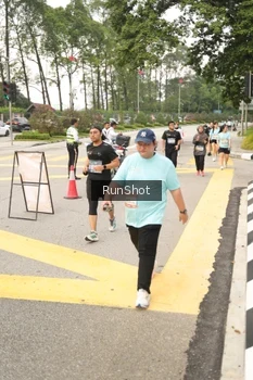Runner Photo 4261625
