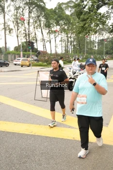 Runner Photo 4261626
