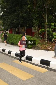 Runner Photo 4261635