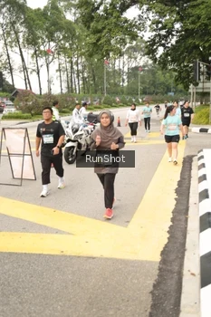 Runner Photo 4261643