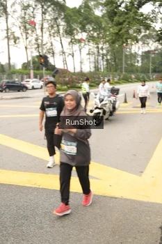 Runner Photo 4261651