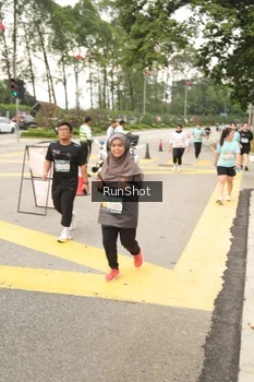 Runner Photo 4261652