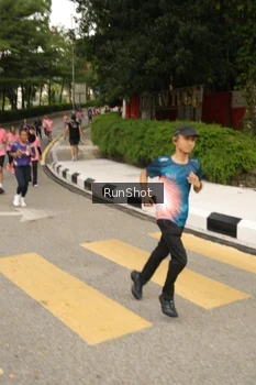 Runner Photo 4261658