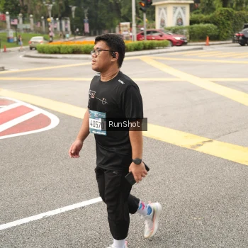 Runner Photo 4261670