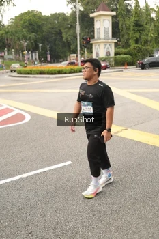 Runner Photo 4261671
