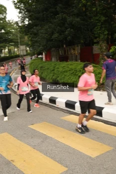 Runner Photo 4261691