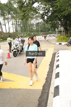 Runner Photo 4261707