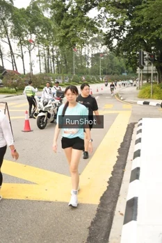 Runner Photo 4261710