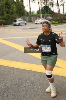 Runner Photo 4261793