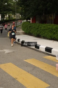 Runner Photo 4261795