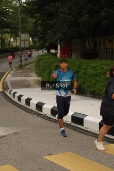 Runner Photo 4261799