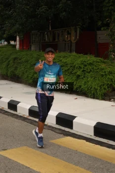 Runner Photo 4261807