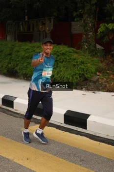 Runner Photo 4261810