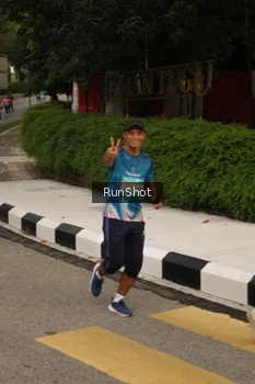 Runner Photo 4261812