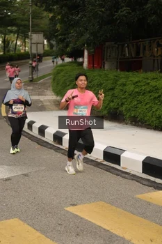 Runner Photo 4261820
