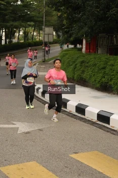 Runner Photo 4261822