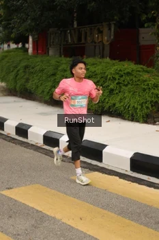 Runner Photo 4261826