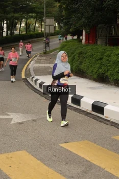 Runner Photo 4261830