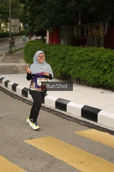 Runner Photo 4261832