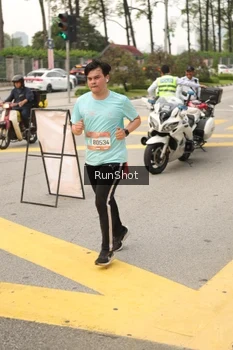 Runner Photo 4261837