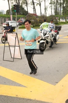 Runner Photo 4261840