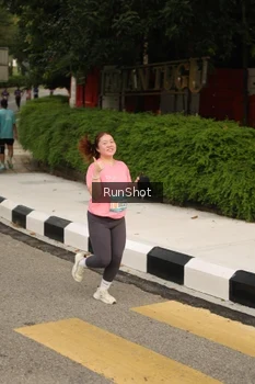Runner Photo 4261907