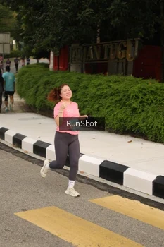 Runner Photo 4261908