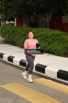 Runner Photo 4261909
