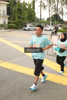 Runner Photo 4261911