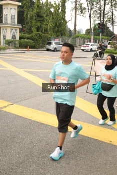 Runner Photo 4261914