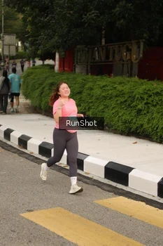 Runner Photo 4261918